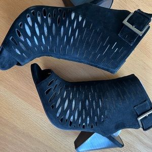 Brand New Audrey Brooke Kalista Suede Peep Toe Perforated Bootie, Black Size 7